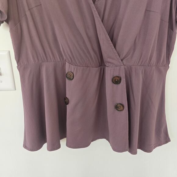 TORRID Women’s Plus Size Mauve Wrap Top Short Flutter Sleeves Tie Sz 1 1X New - Picture 5 of 9